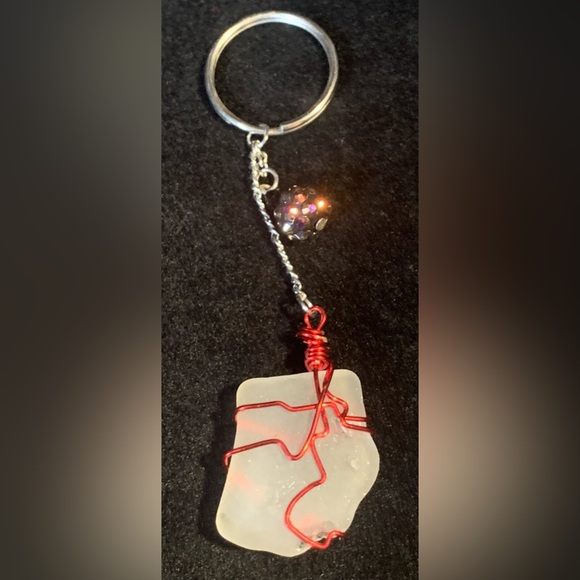 White Seaglass Key Chain Wrapped in Red Wire Beads Cape Breton - Picture 4 of 6